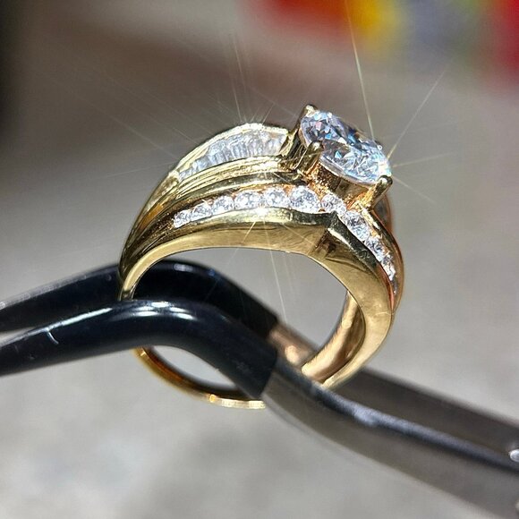 Spectacular 925 Gold Vermeil Cz Ring - Picture 6 of 9